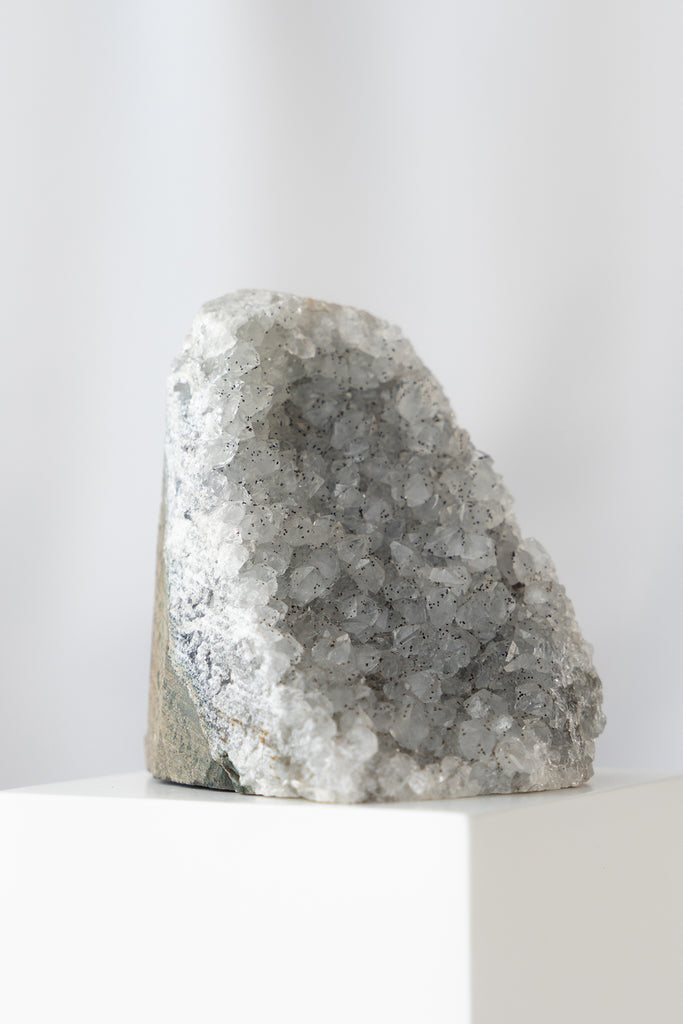 black galaxy amethyst cutbase freestanding