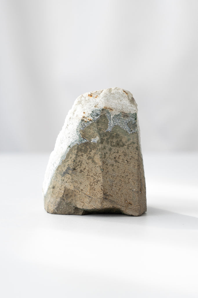 black galaxy amethyst cutbase freestanding