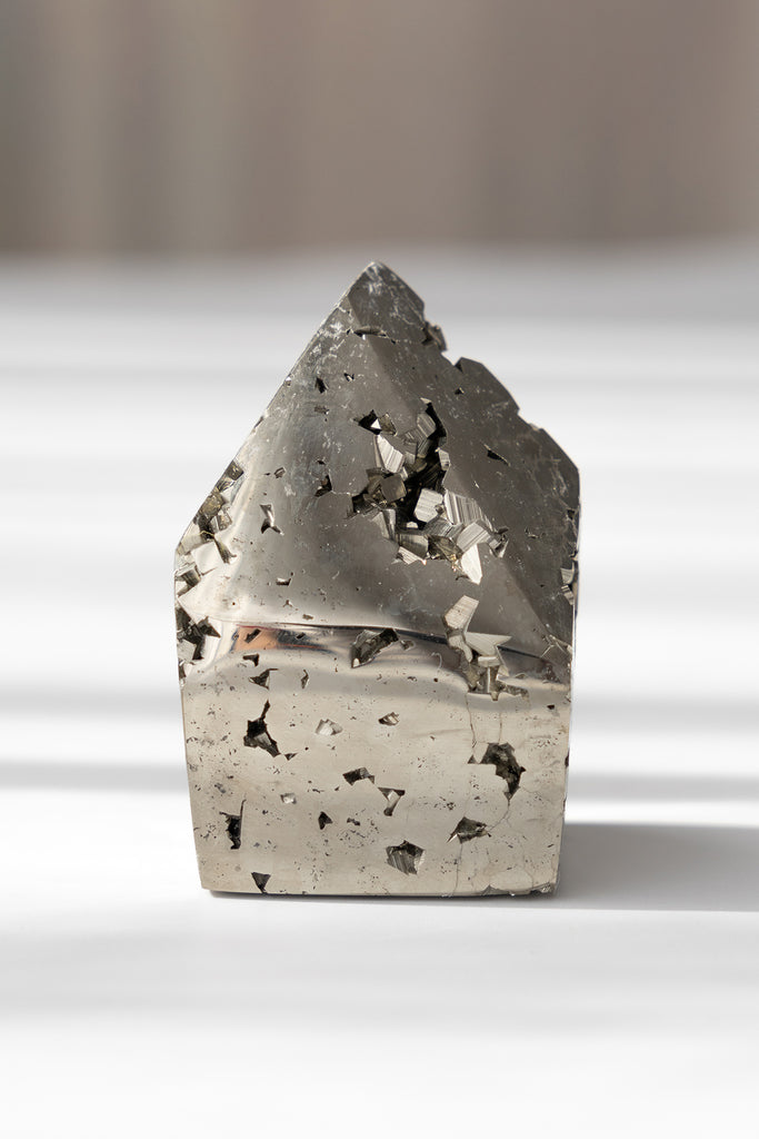 peruvian aaa pyrite point freeform