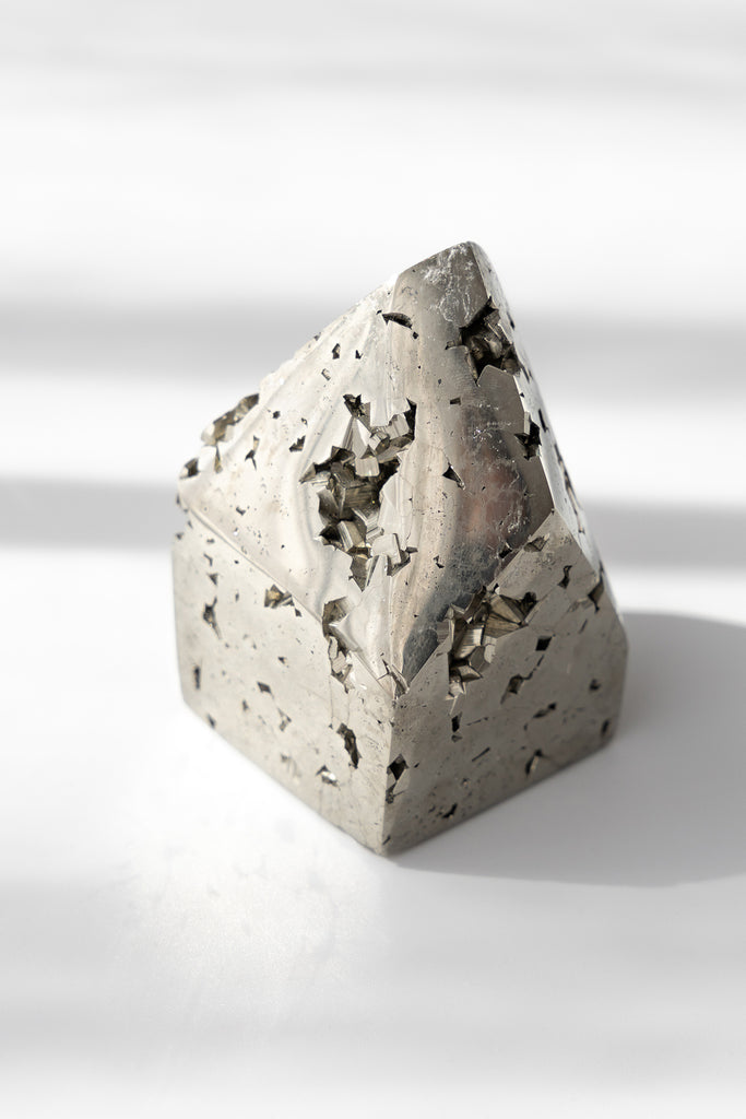 peruvian aaa pyrite point freeform