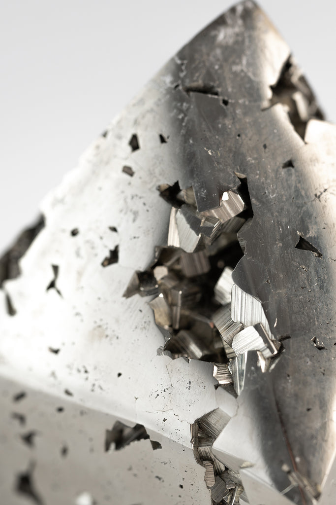 peruvian aaa pyrite point freeform