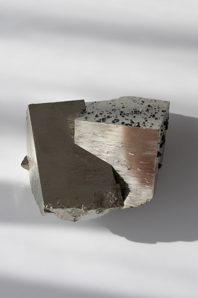 cubic pyrite cluster