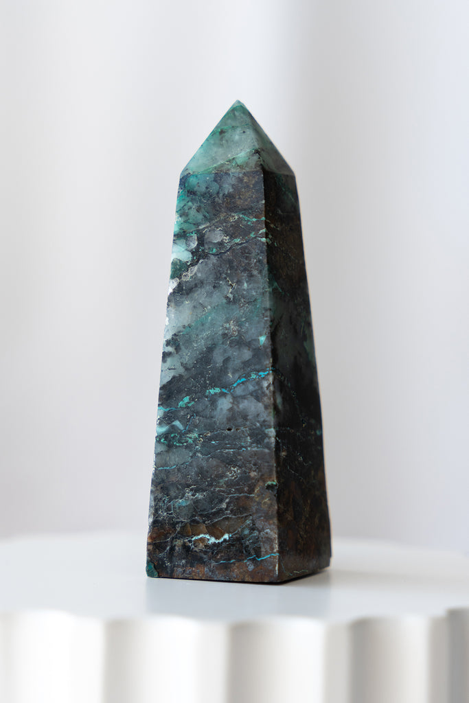 AAA Quantum Quattro Obelisk