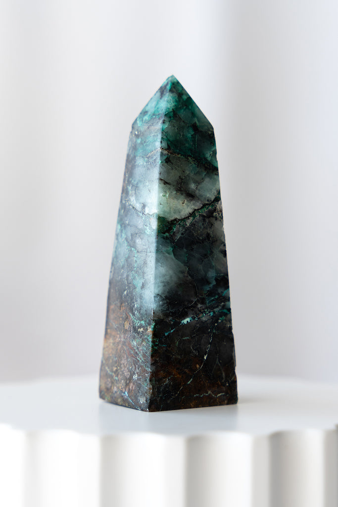 AAA Quantum Quattro Obelisk