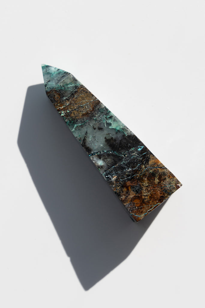 AAA Quantum Quattro Obelisk