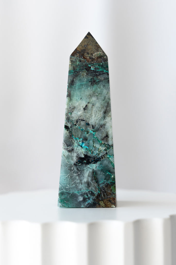 AAA Quantum Quattro Obelisk