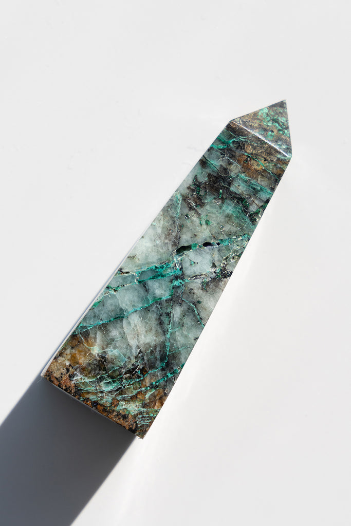 AAA Quantum Quattro Obelisk