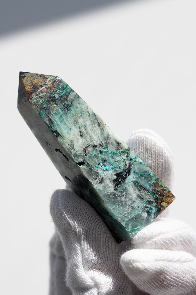 AAA Quantum Quattro Obelisk