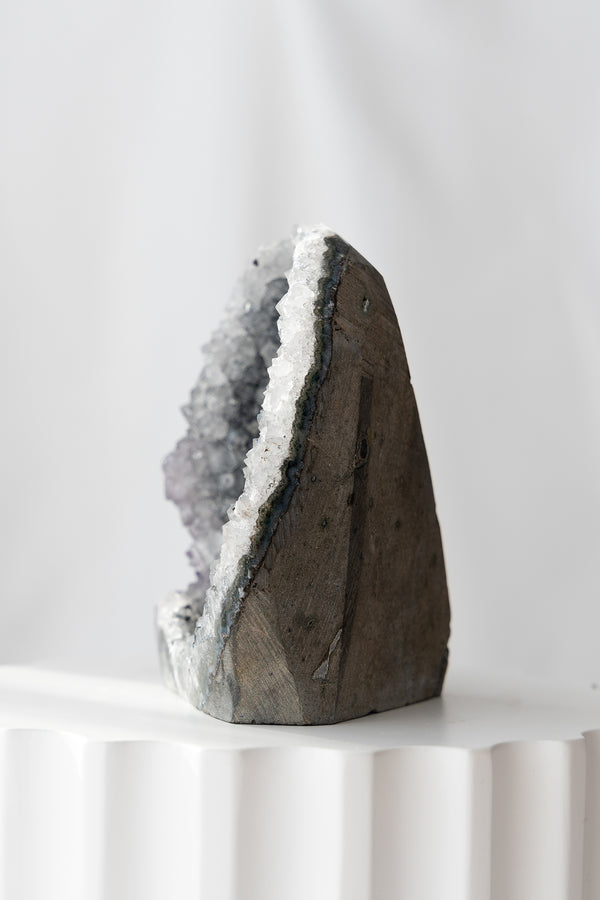 Rainbow Grey Amethyst Cutbase - 500g