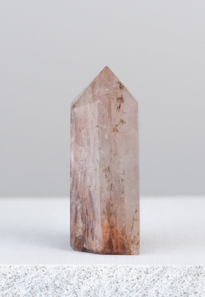 hematoid quartz fire quartz point