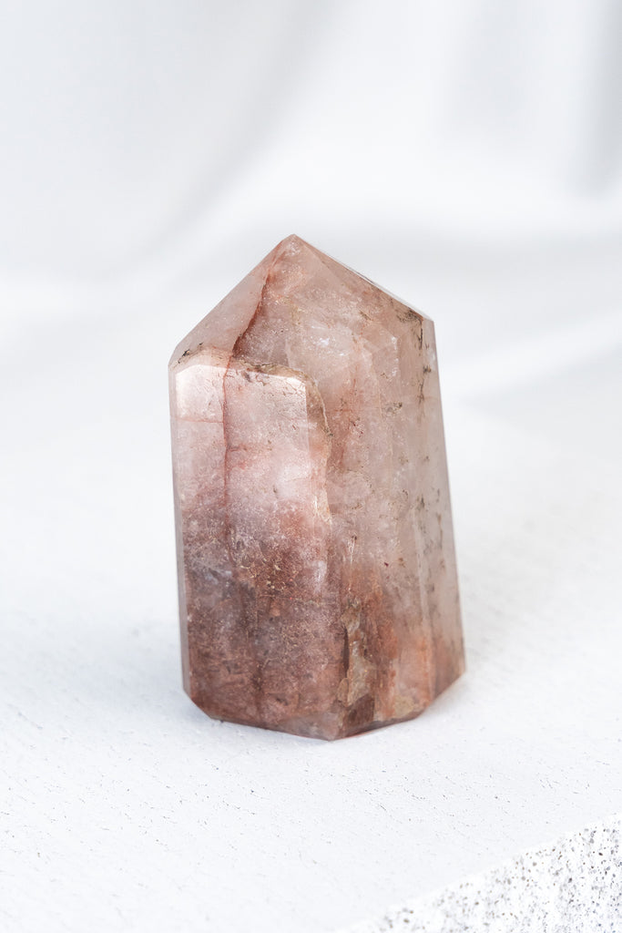 hematoid quartz fire quartz point