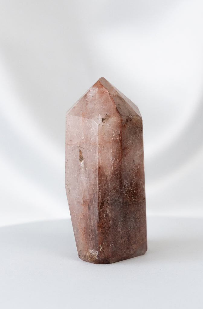 hematoid quartz fire quartz point
