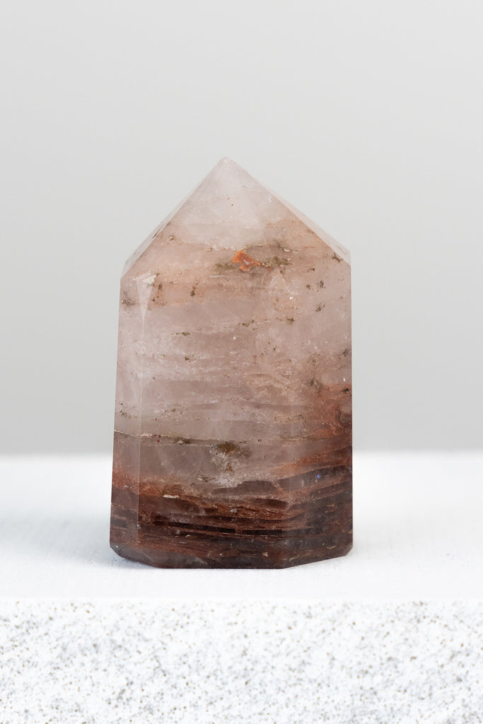 hematoid quartz fire quartz point