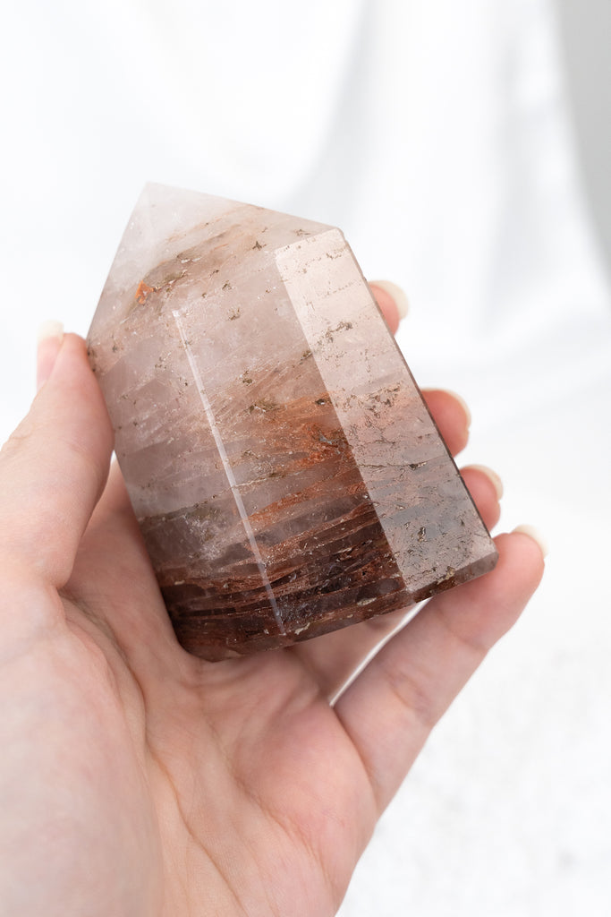 hematoid quartz fire quartz point