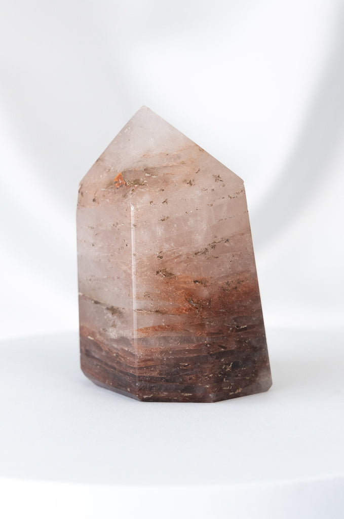hematoid quartz fire quartz point