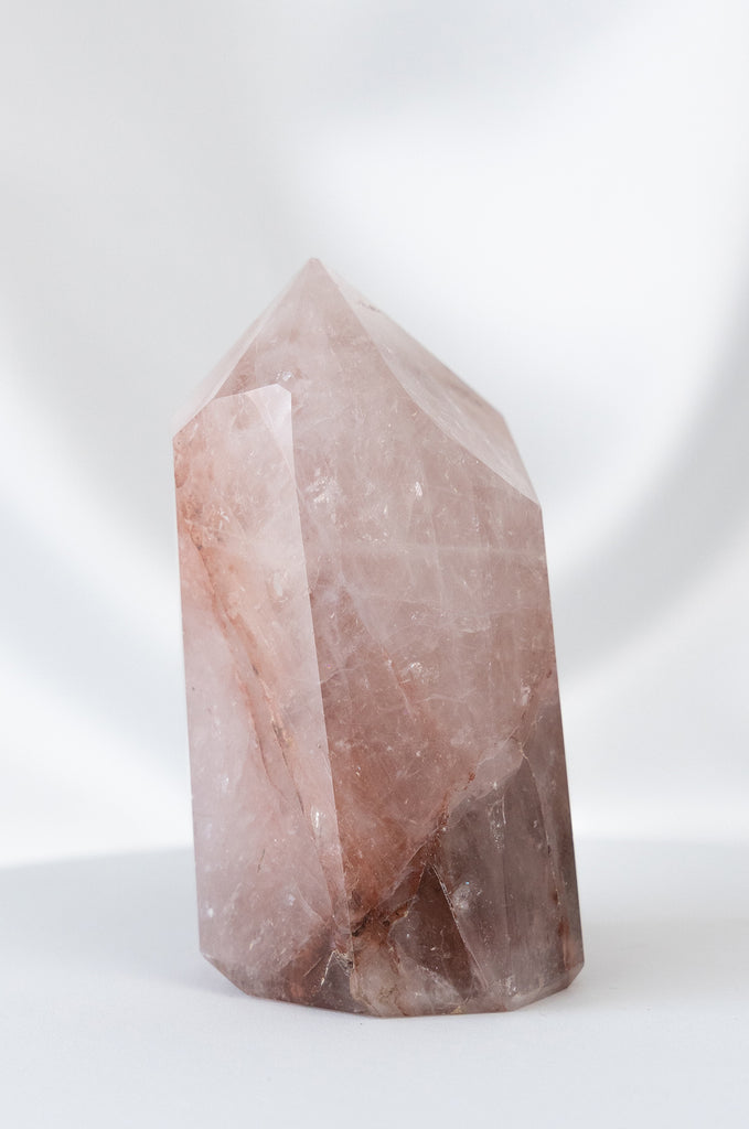 hematoid quartz fire quartz point