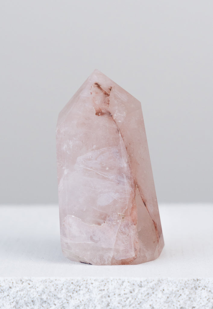 hematoid quartz fire quartz point