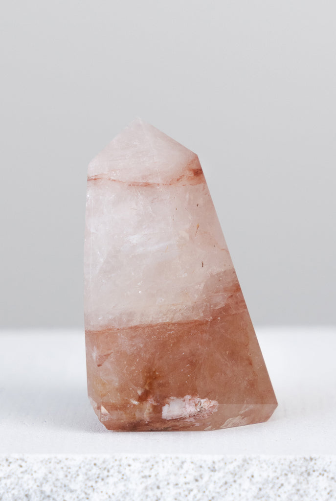 hematoid quartz fire quartz point