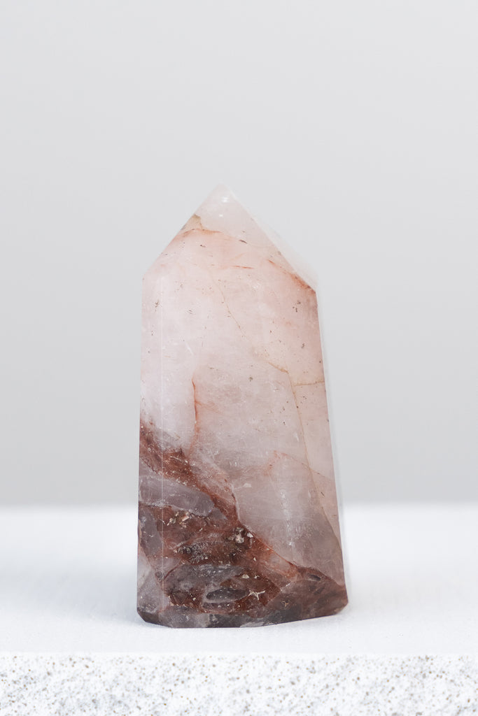 hematoid quartz fire quartz point
