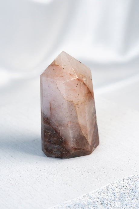 hematoid quartz fire quartz point