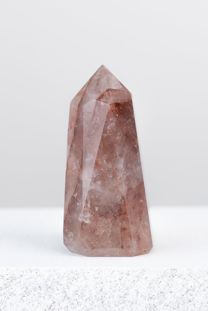 hematoid quartz fire quartz point