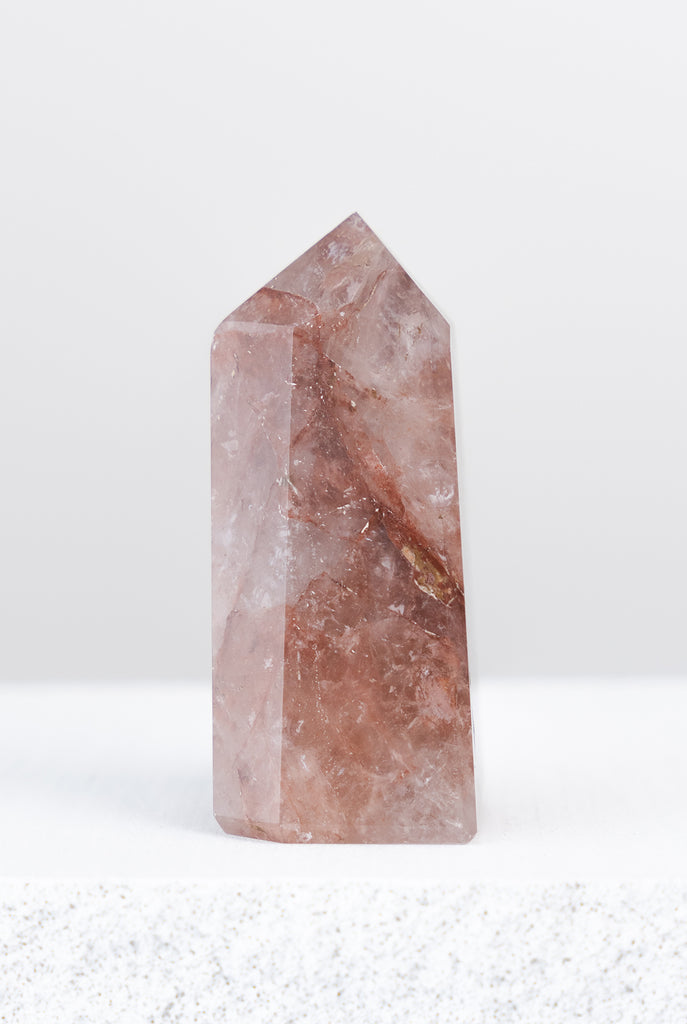 hematoid quartz fire quartz point