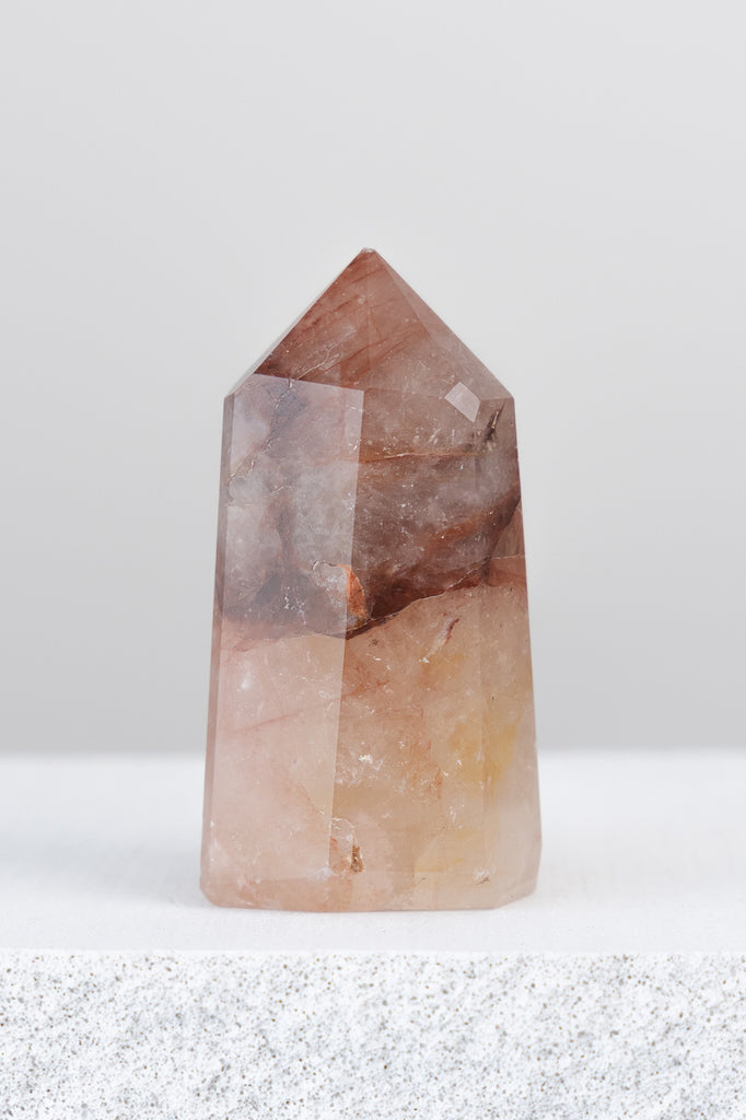 hematoid quartz fire quartz point