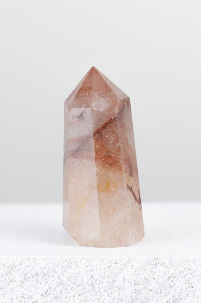 hematoid quartz fire quartz point