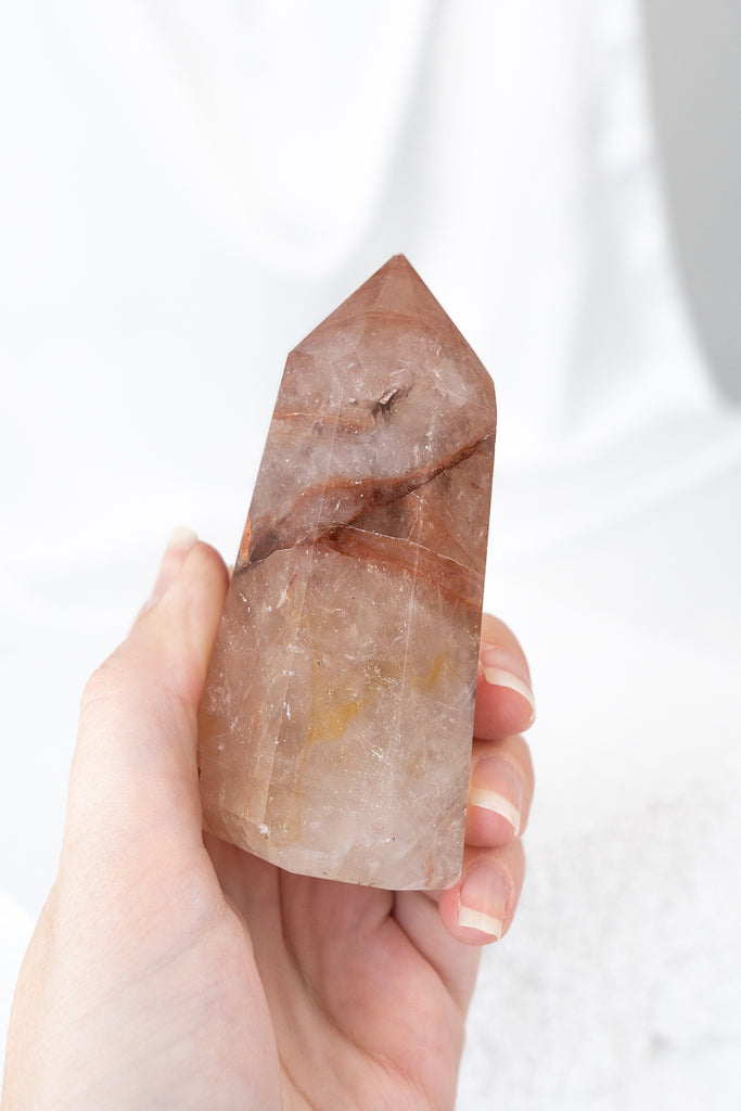 hematoid quartz fire quartz point