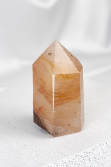 hematoid quartz fire quartz point