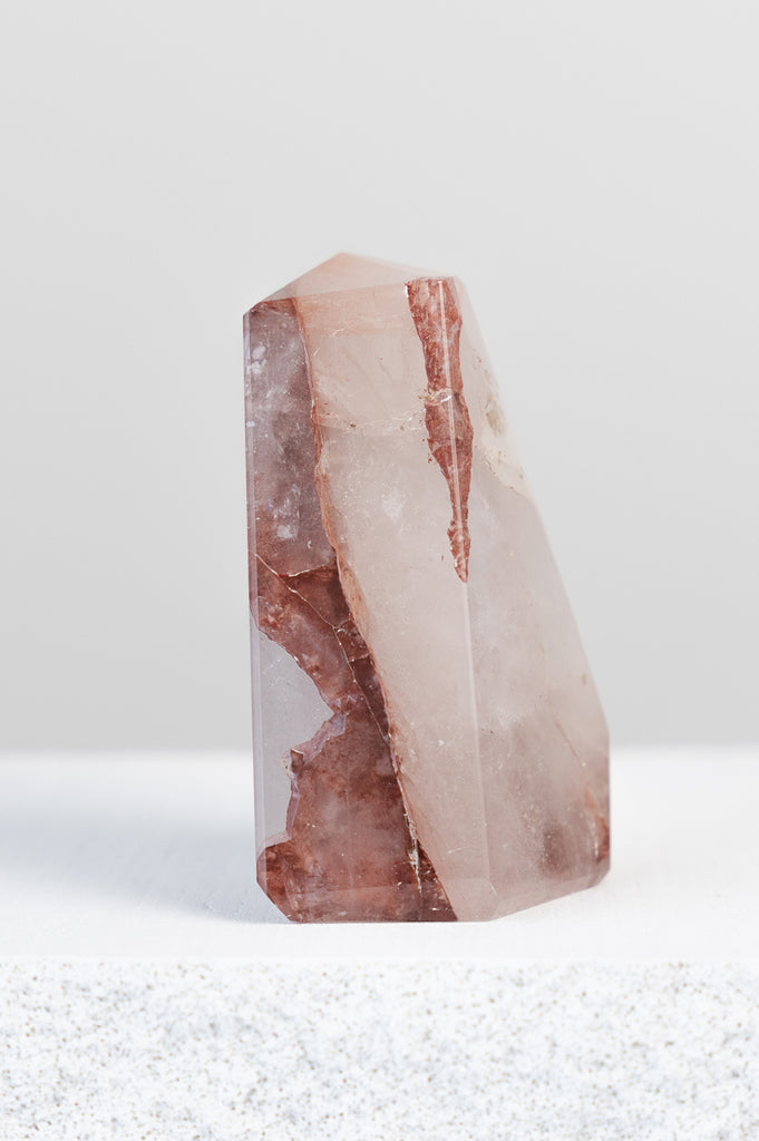 hematoid quartz fire quartz point