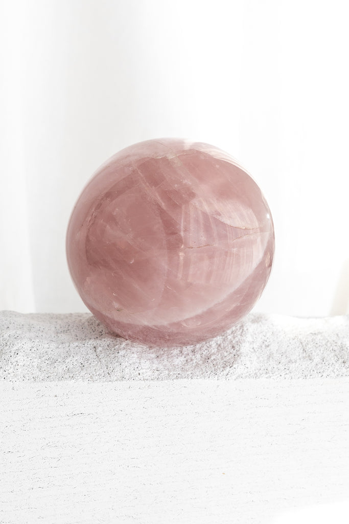 Rose quartz sphere