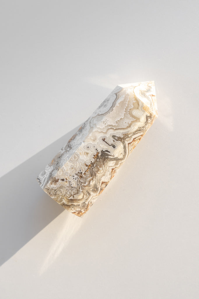 Mexican Sardonyx Point lace agate