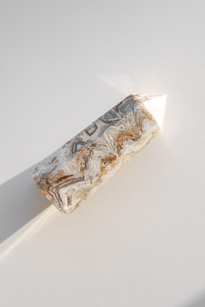 Mexican Sardonyx Point lace agate