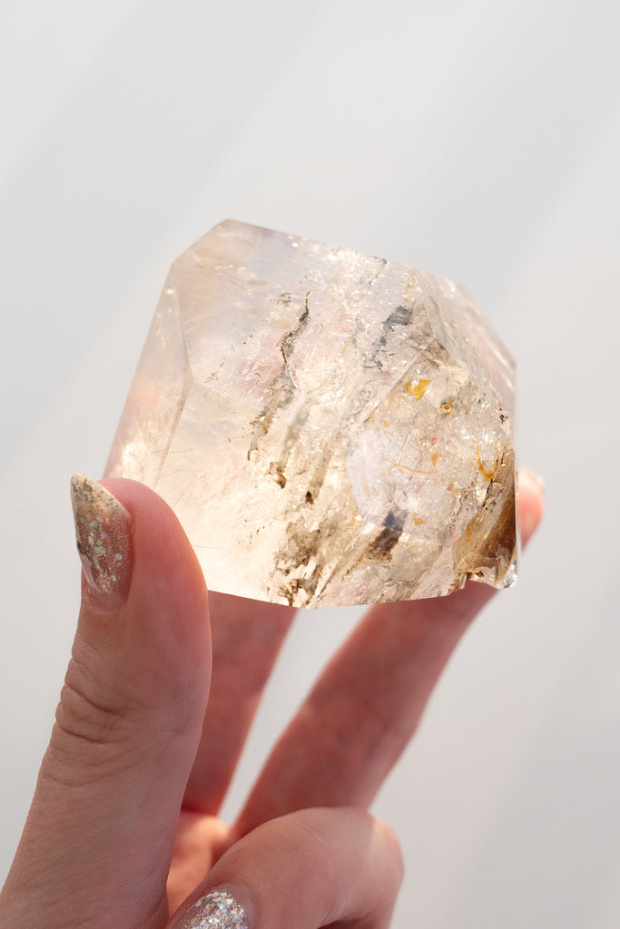 Included Quartz chunky Point