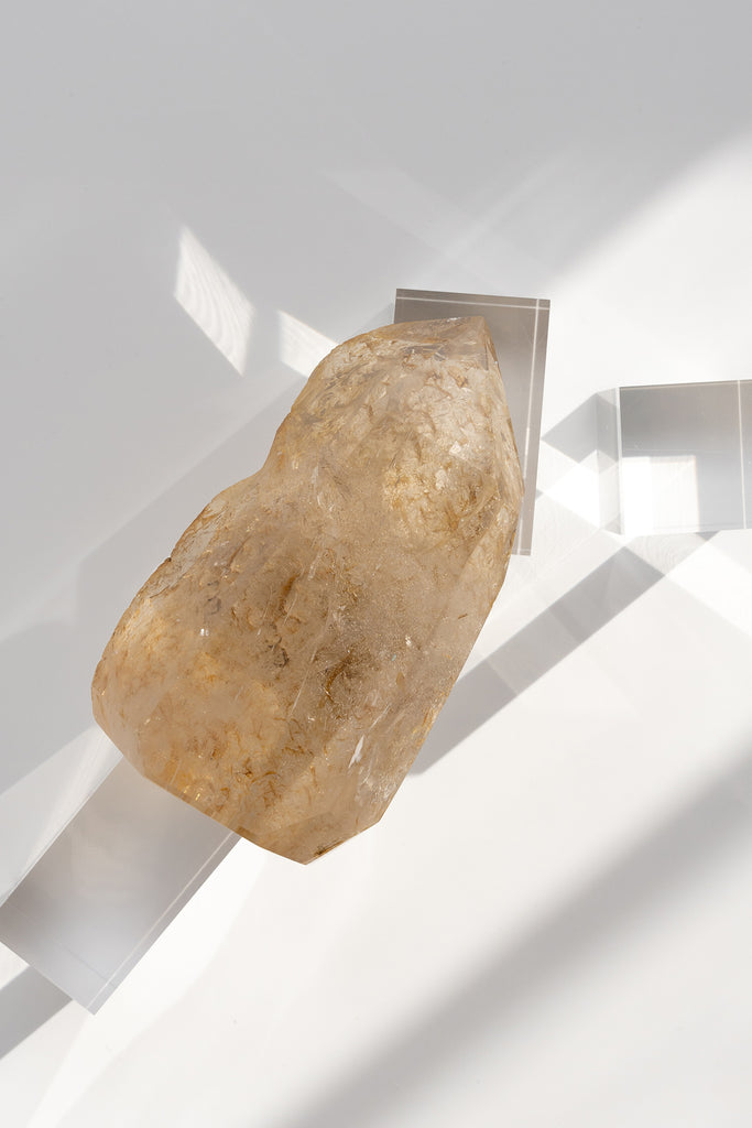 Included Quartz Point