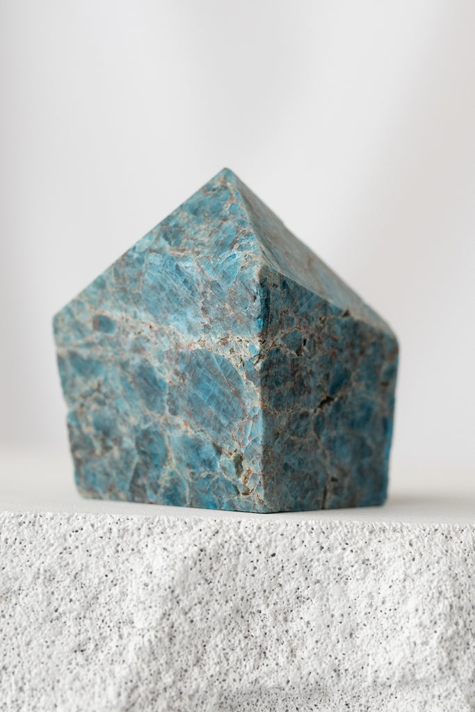 blue apatite chunky point