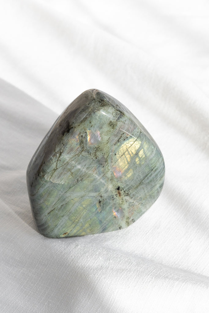 labradorite grey green purple flash freeform standing