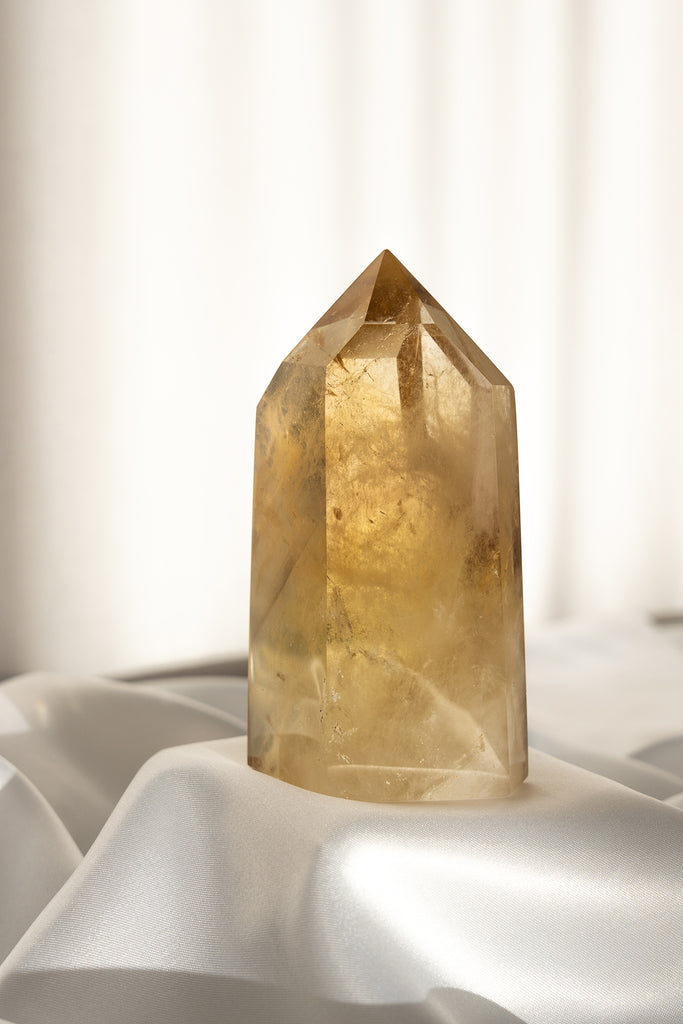 natural citrine point