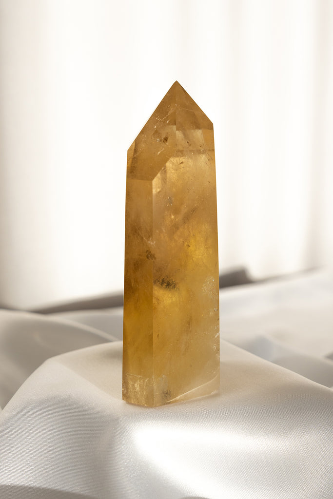 natural citrine point