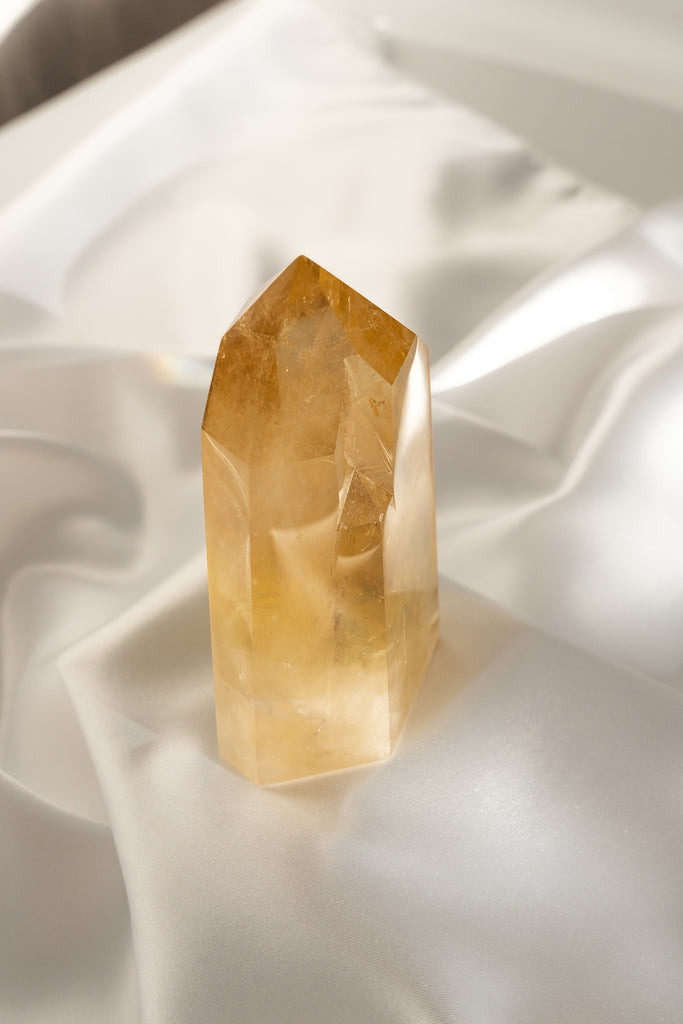 natural citrine point
