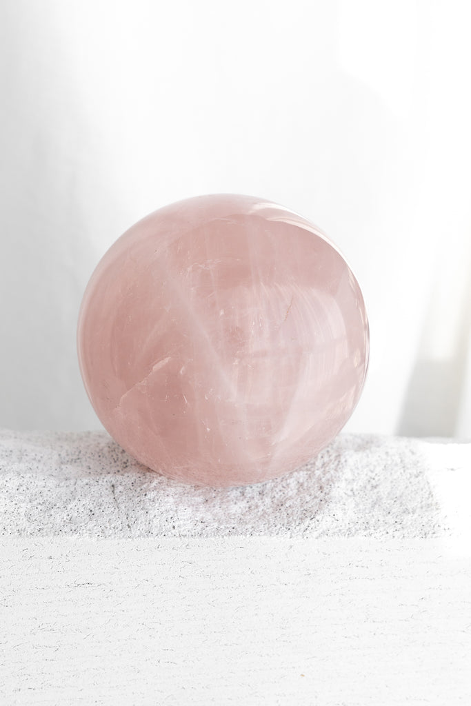 Rose quartz sphere